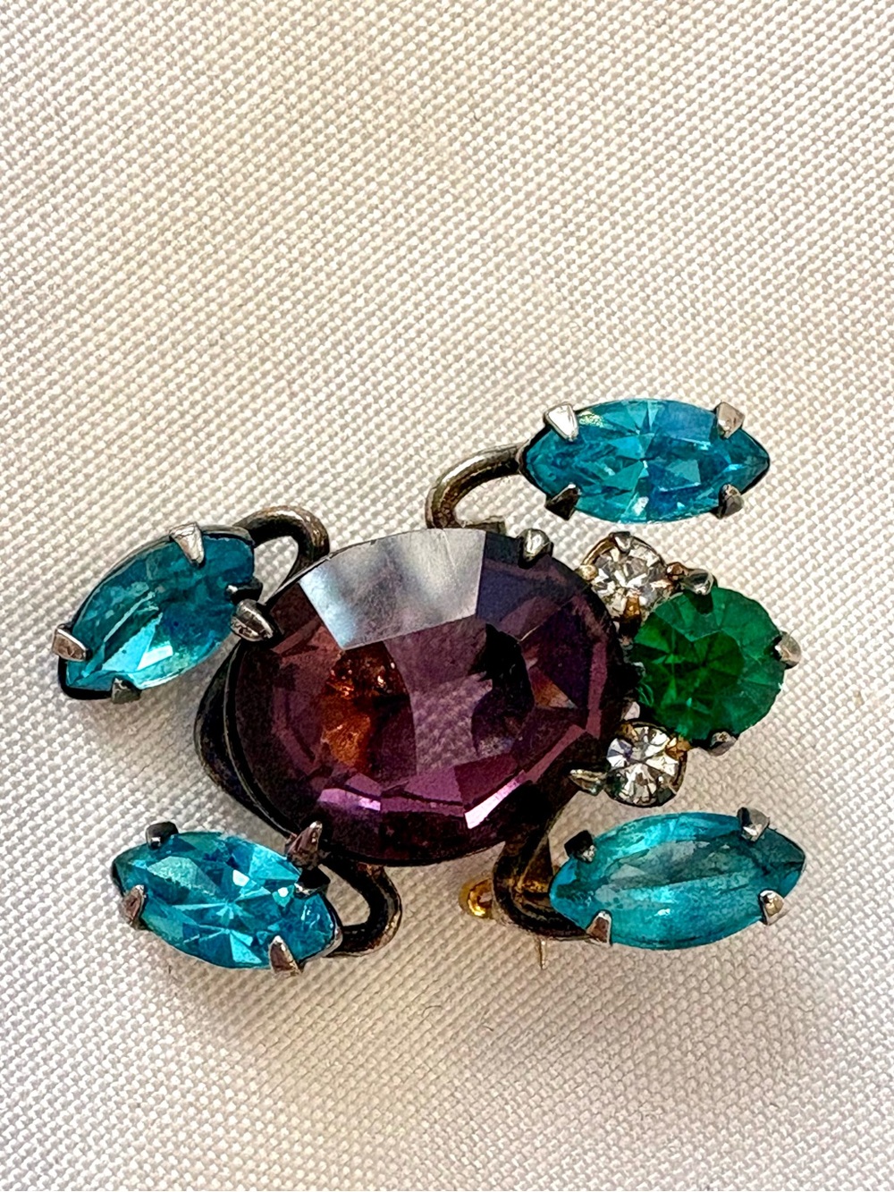 Vintage Kramer of NY figural frog brooch 50s / 60s Blue Purple Green jelly belly - Picture 5 of 6